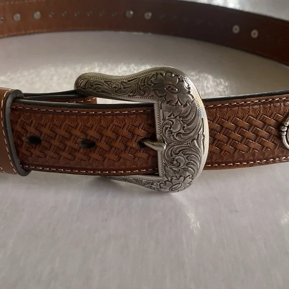 NOCONA Western Leather Belt with Silver Buckle, Rhinestones and calf hair Sz 38